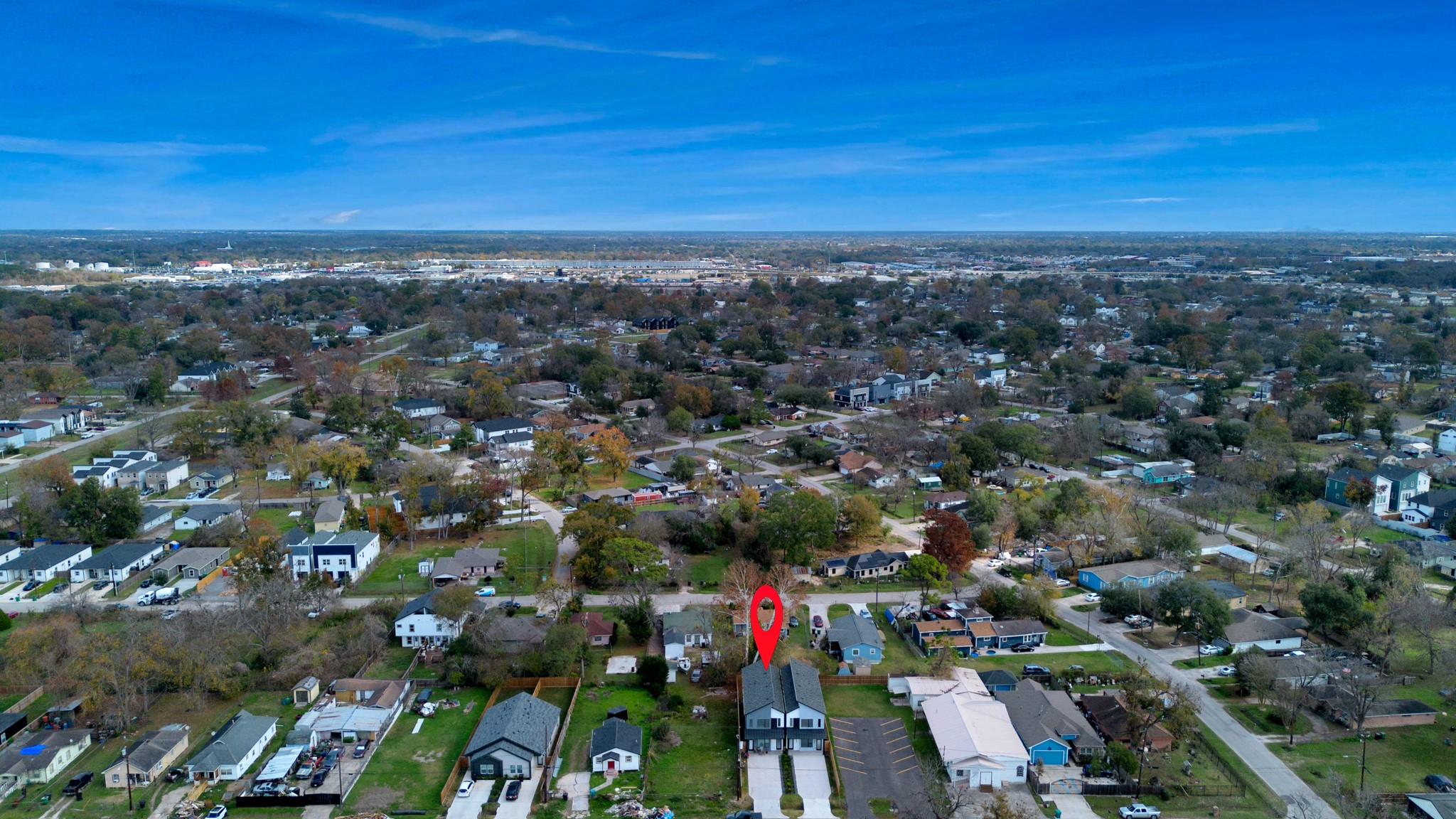 8114 Double Avenue, Unit B Houston, TX 77088 - Photo 33 of 34 an aerial view of multiple house