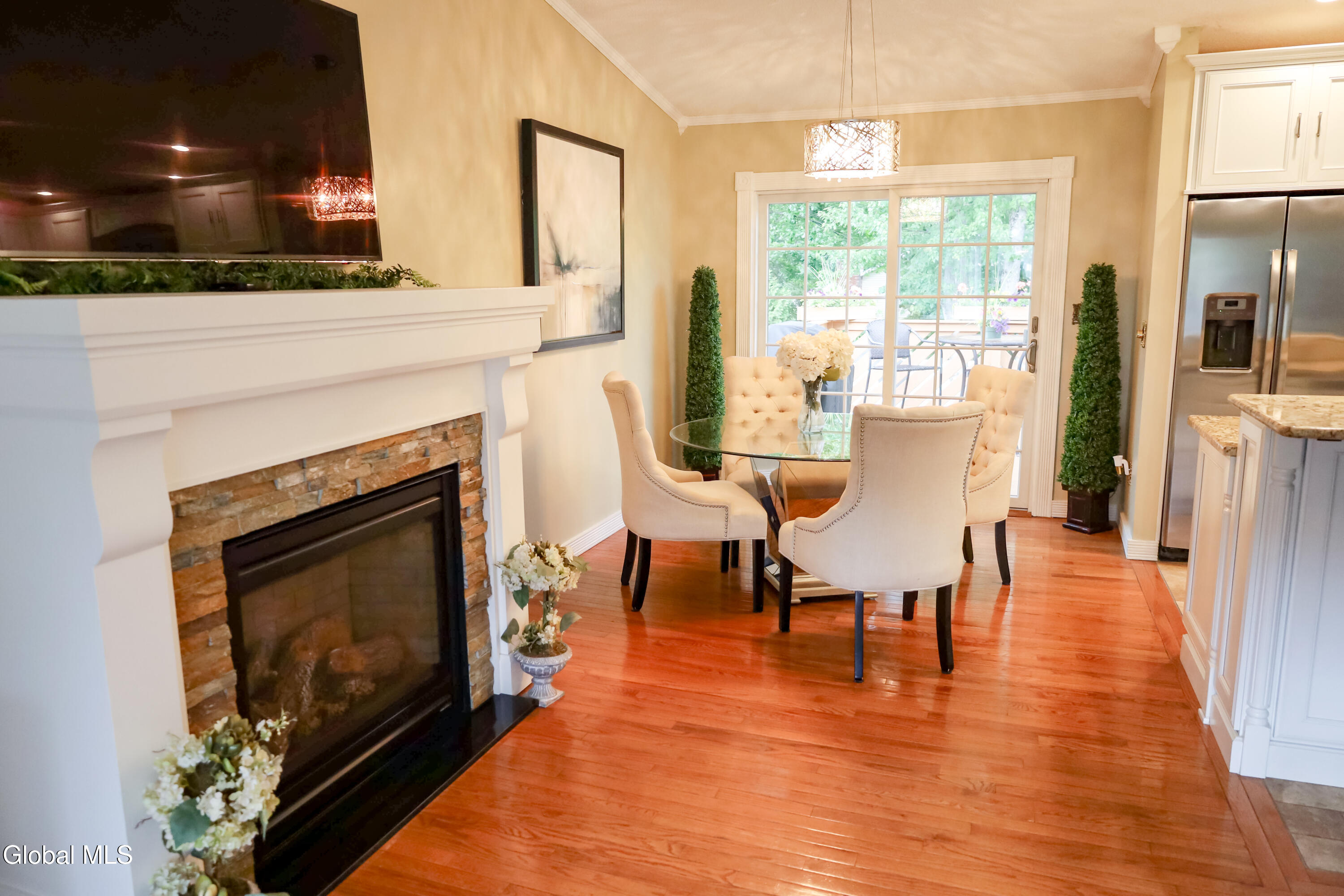 1081 Shave Road Schenectady, NY 12303 - Photo 7 of 26 DR1-2