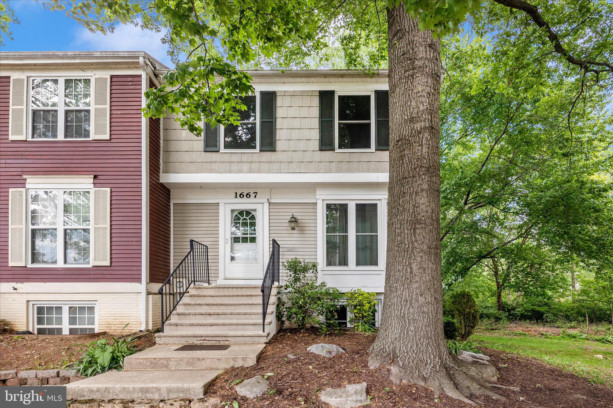 1667 Colonial Way Frederick, MD 21702 - Photo 2 of 36 OLIA7326