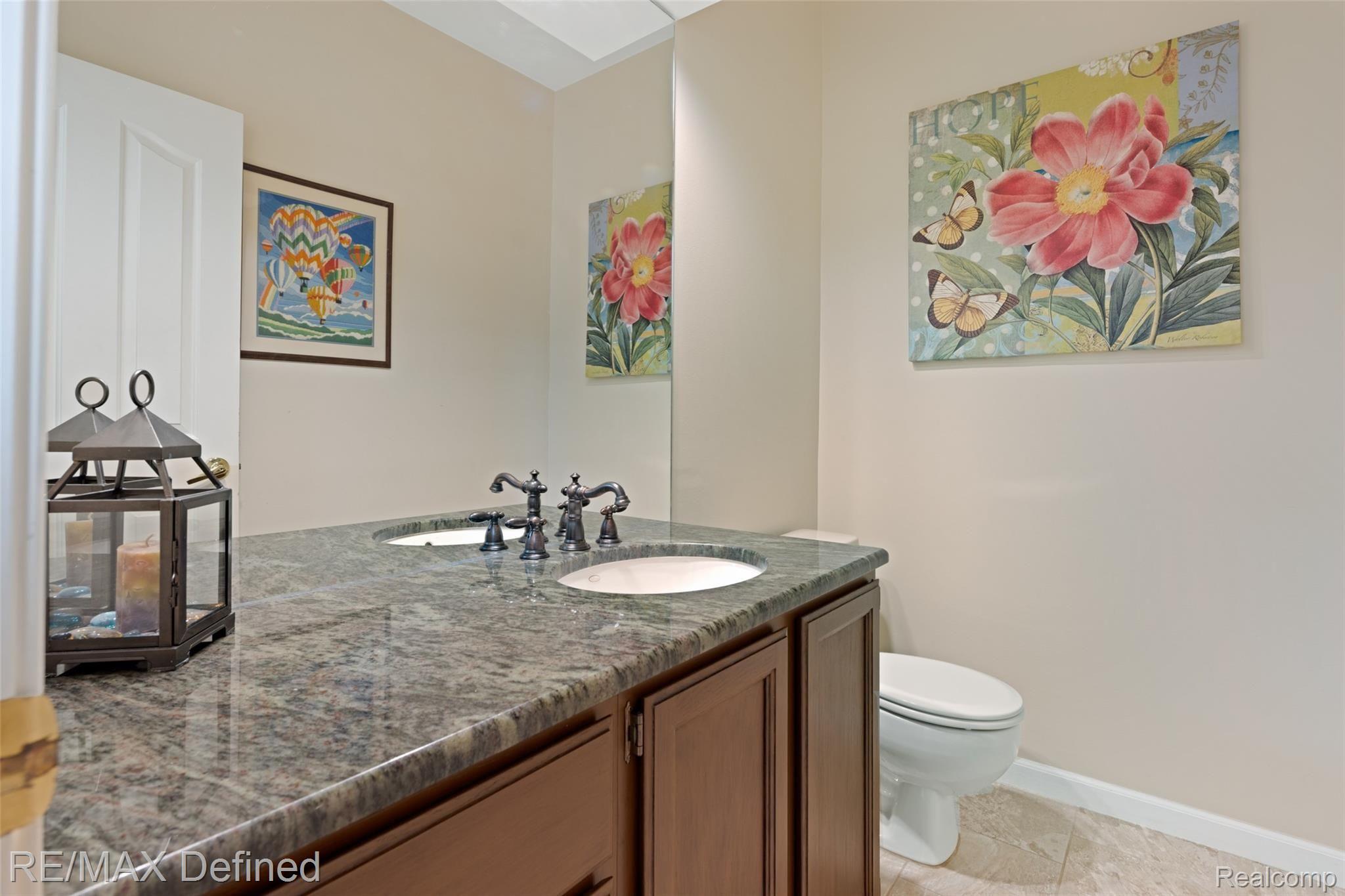 1703 Devonwood Drive Rochester, MI 48306 - Photo 21 of 43 1703-Devonwood-Dr-22.jpg