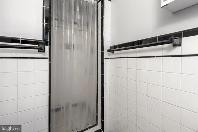 $2,650 | 1424 Brent Street, Fredericksburg, VA 22401