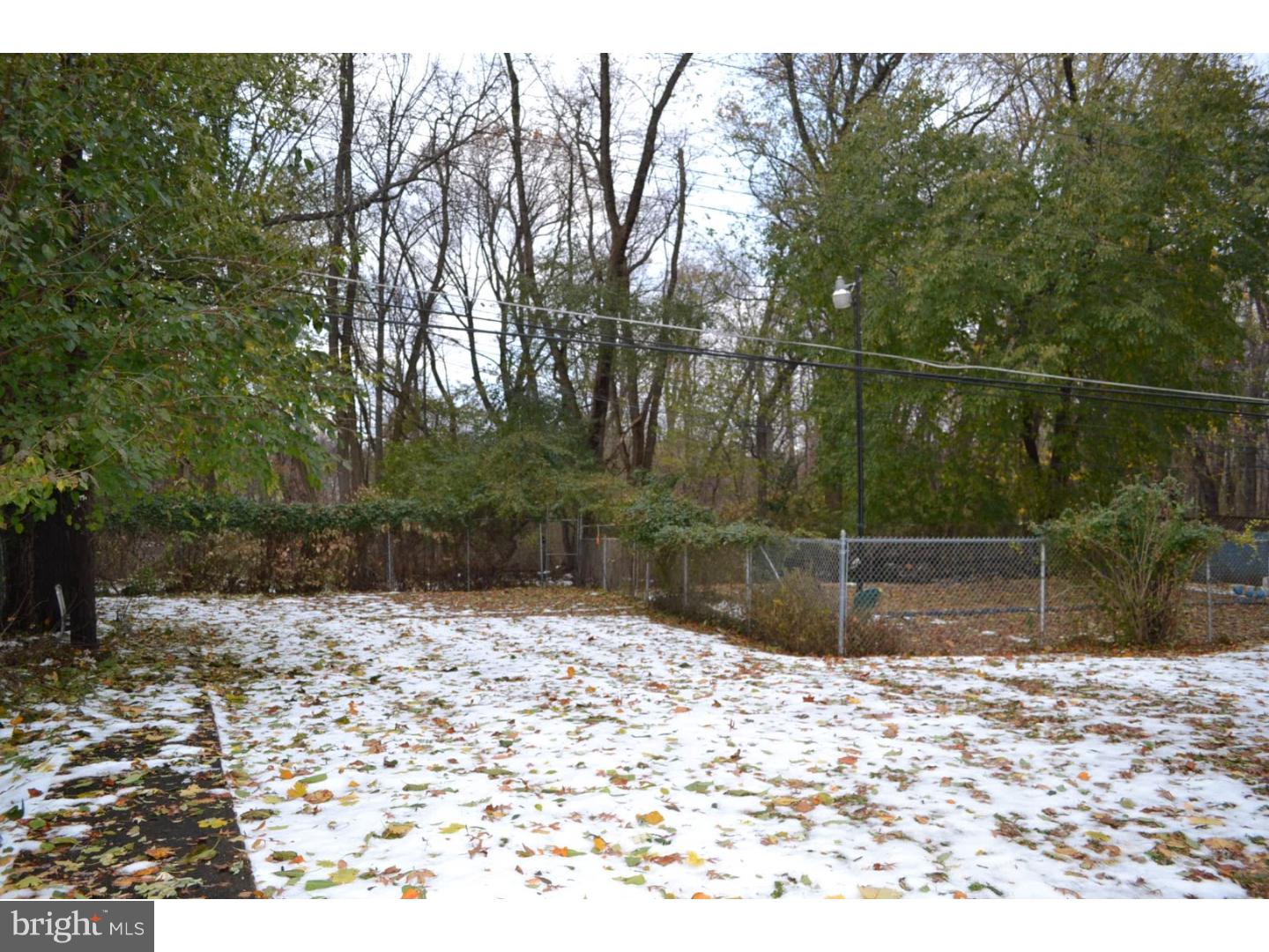 9310 Cloverly Road Philadelphia, PA 19114 - Photo 3 of 23 Back Yard