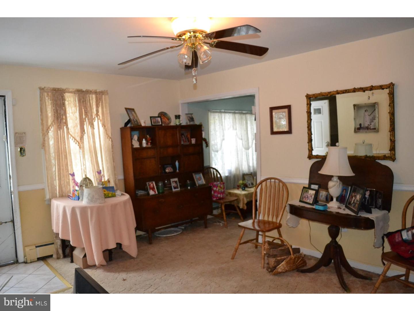 9310 Cloverly Road Philadelphia, PA 19114 - Photo 4 of 23 Den