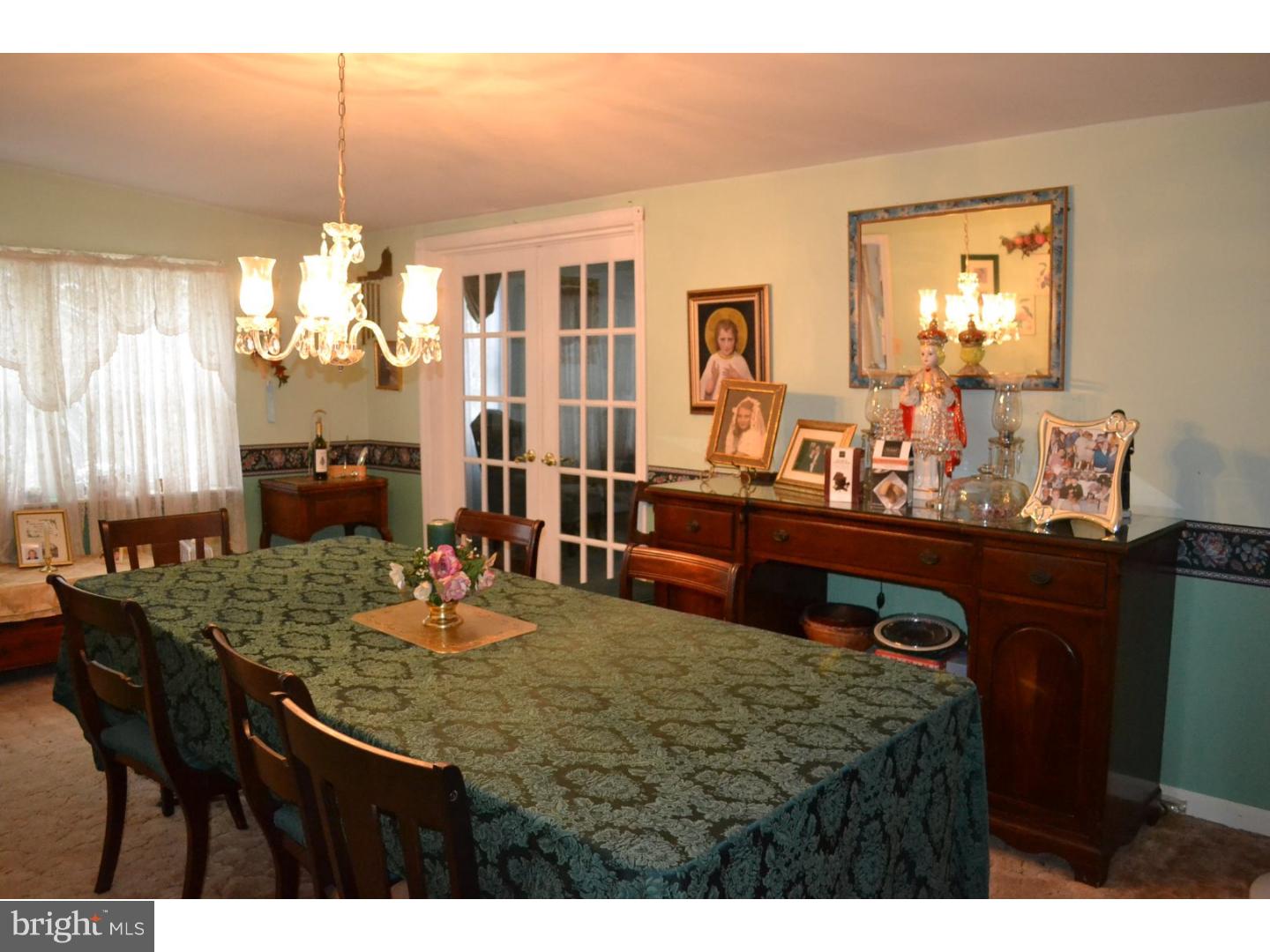 9310 Cloverly Road Philadelphia, PA 19114 - Photo 7 of 23 Dining Room