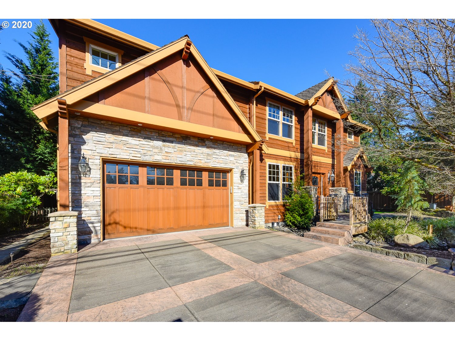 4121 Southwest Childs Road Lake Oswego, OR 97034 - Photo 1 of 32 Gallery Image 1