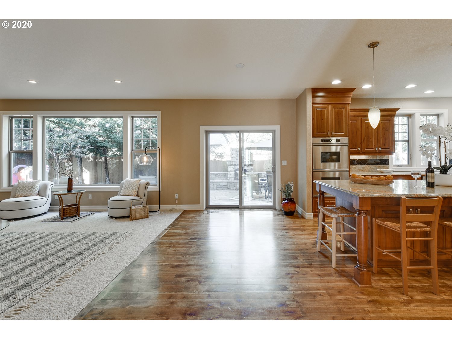 4121 Southwest Childs Road Lake Oswego, OR 97034 - Photo 13 of 32 Gallery Image 13