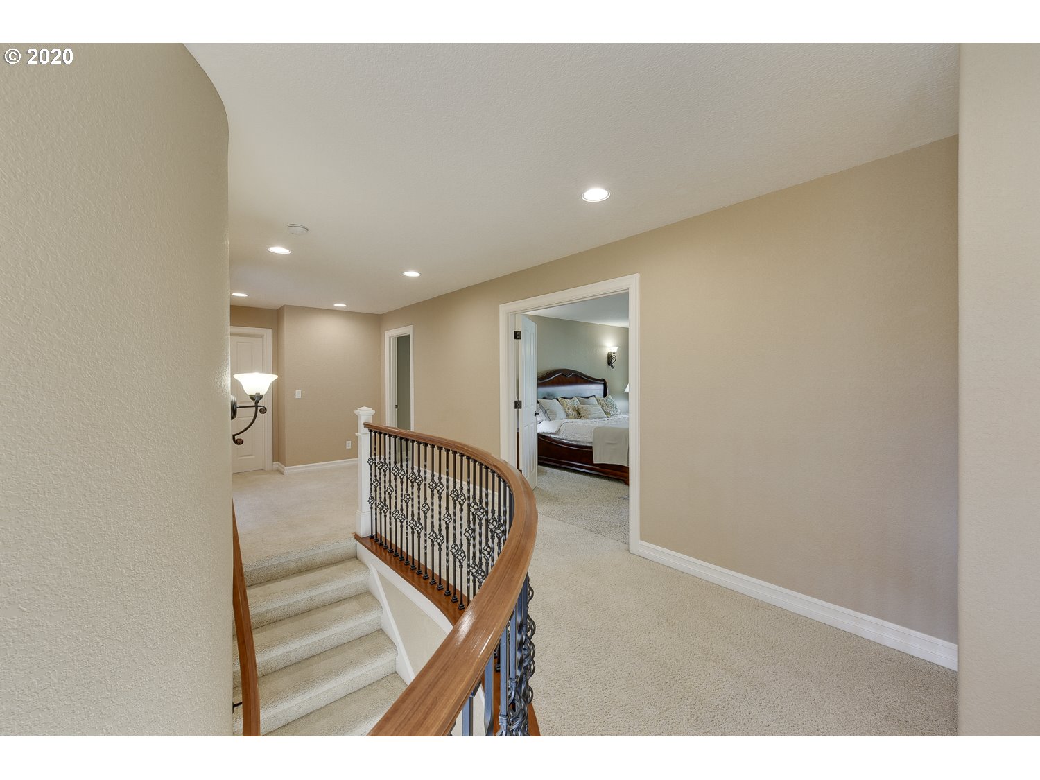 4121 Southwest Childs Road Lake Oswego, OR 97034 - Photo 21 of 32 Gallery Image 21
