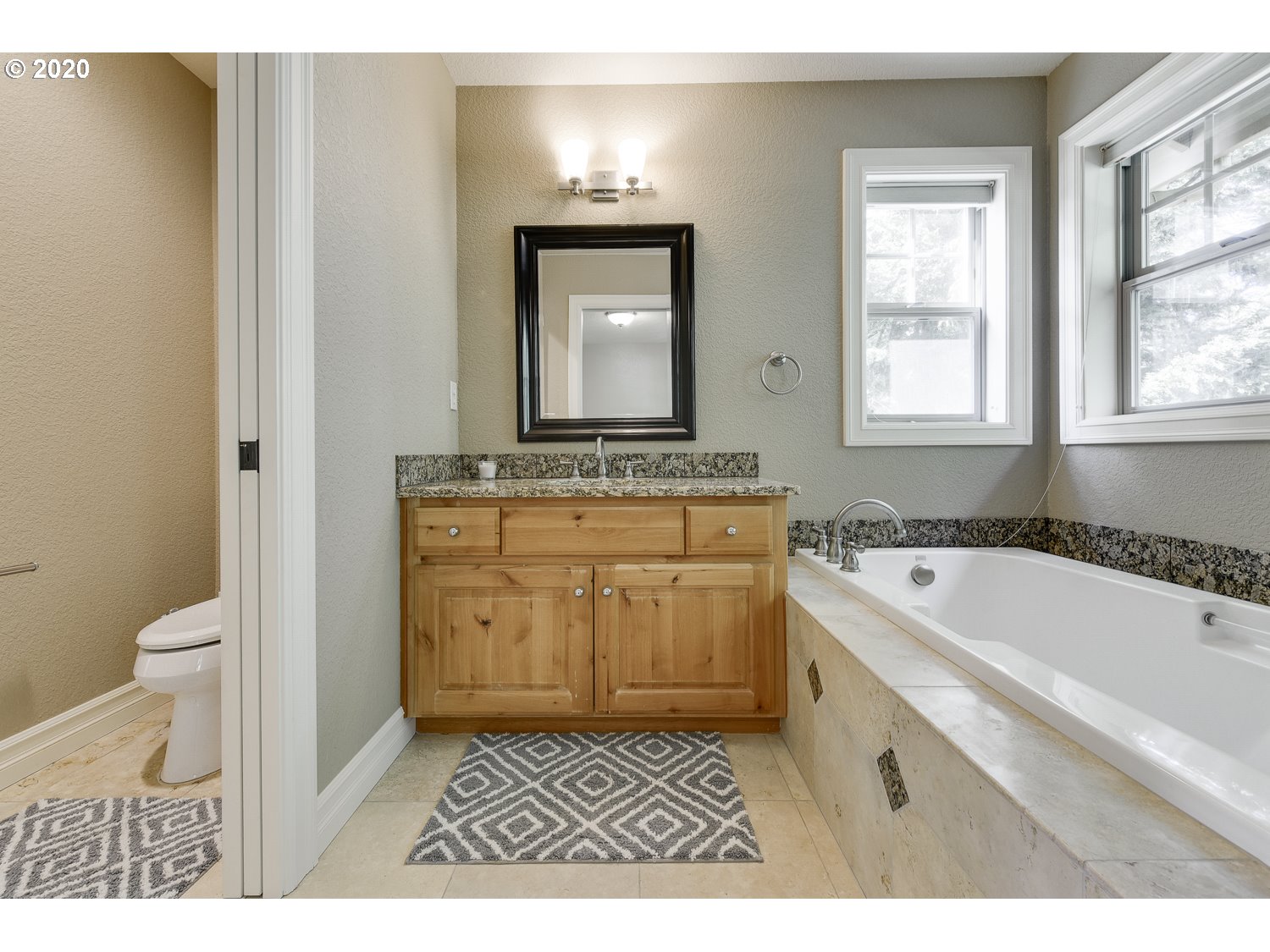 4121 Southwest Childs Road Lake Oswego, OR 97034 - Photo 24 of 32 Gallery Image 24