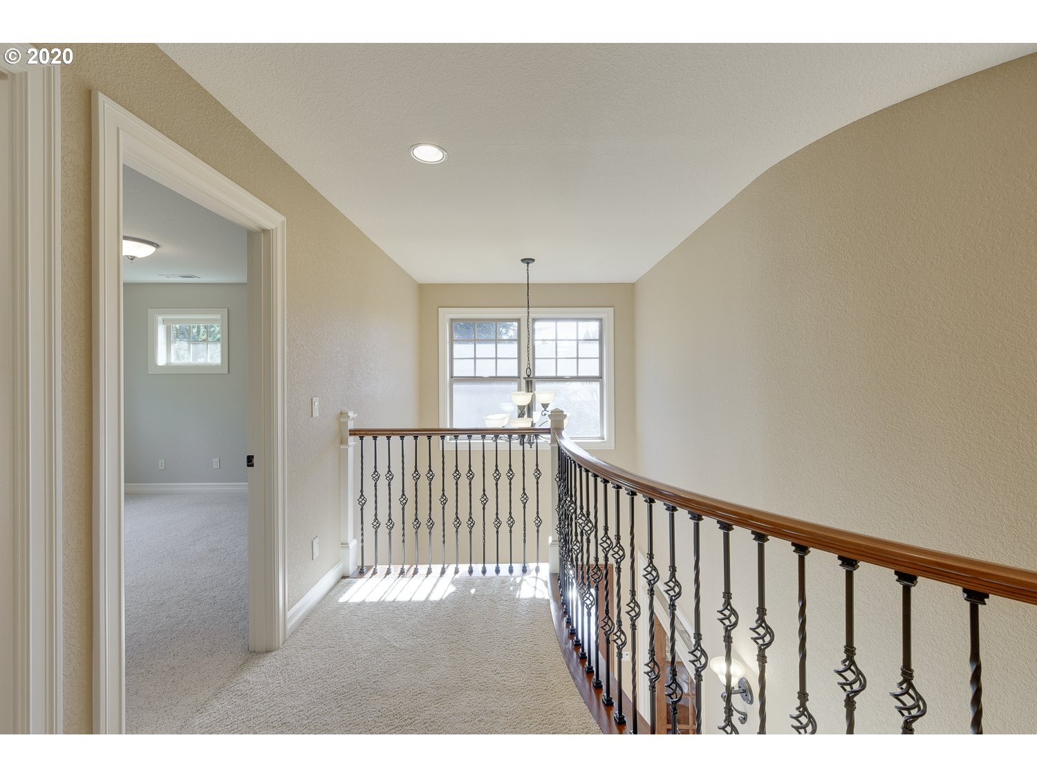 4121 Southwest Childs Road Lake Oswego, OR 97034 - Photo 26 of 32 Gallery Image 26