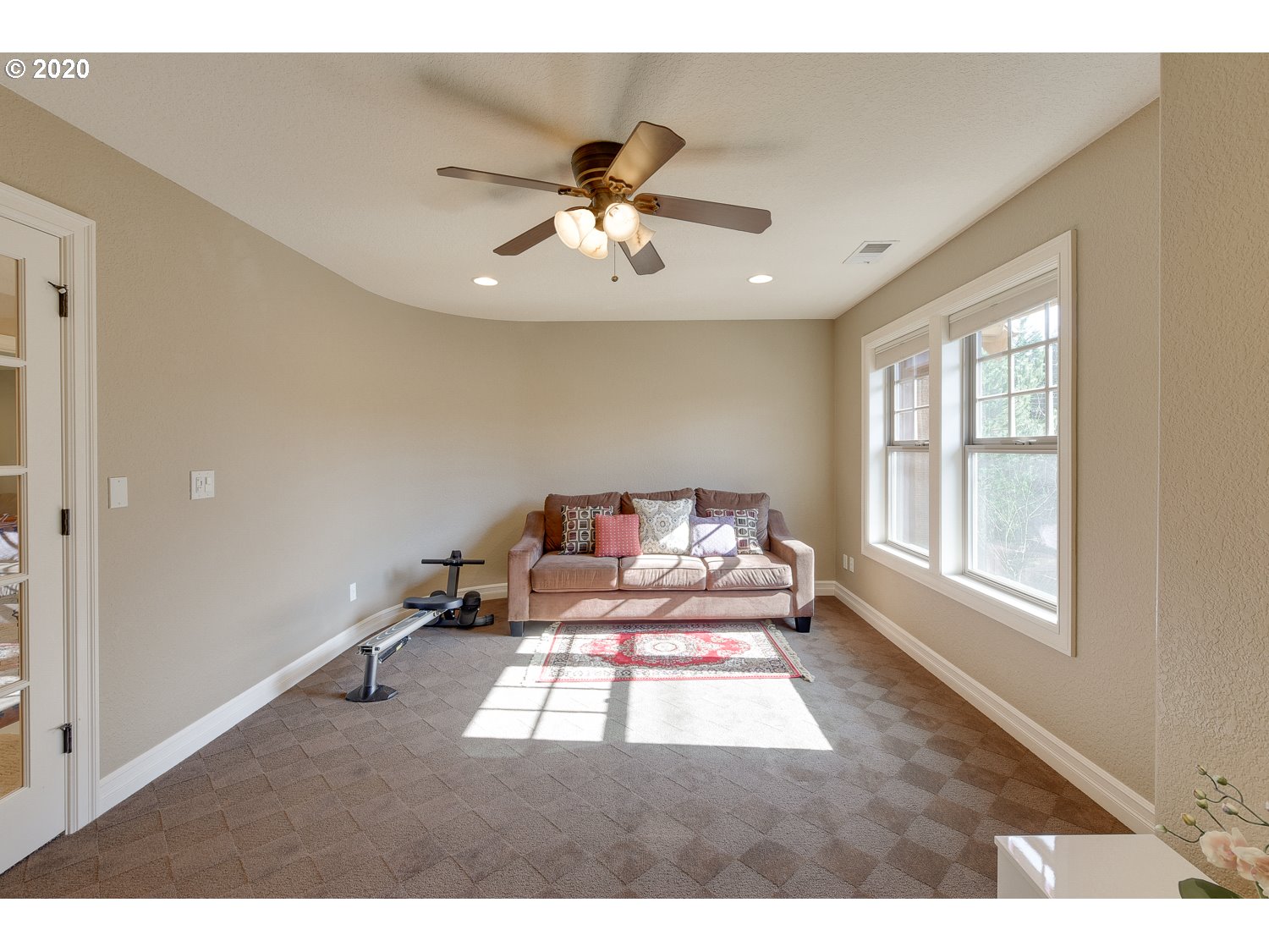 4121 Southwest Childs Road Lake Oswego, OR 97034 - Photo 29 of 32 Gallery Image 29