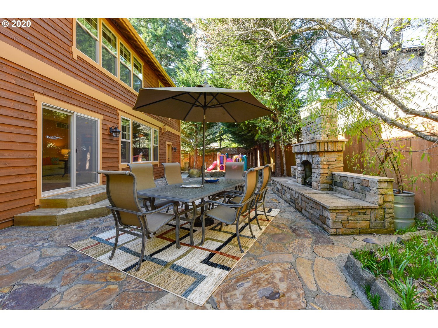 4121 Southwest Childs Road Lake Oswego, OR 97034 - Photo 30 of 32 Gallery Image 30