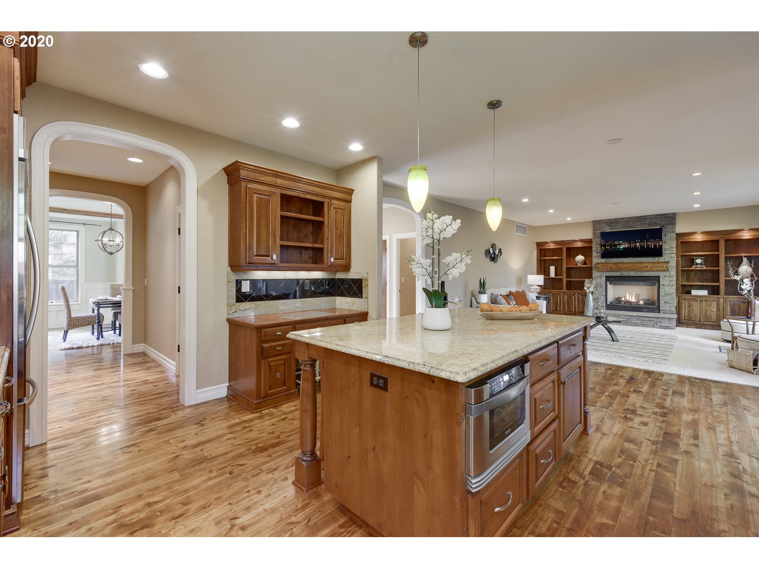 4121 Southwest Childs Road Lake Oswego, OR 97034 - Photo 10 of 32 Gallery Image 10
