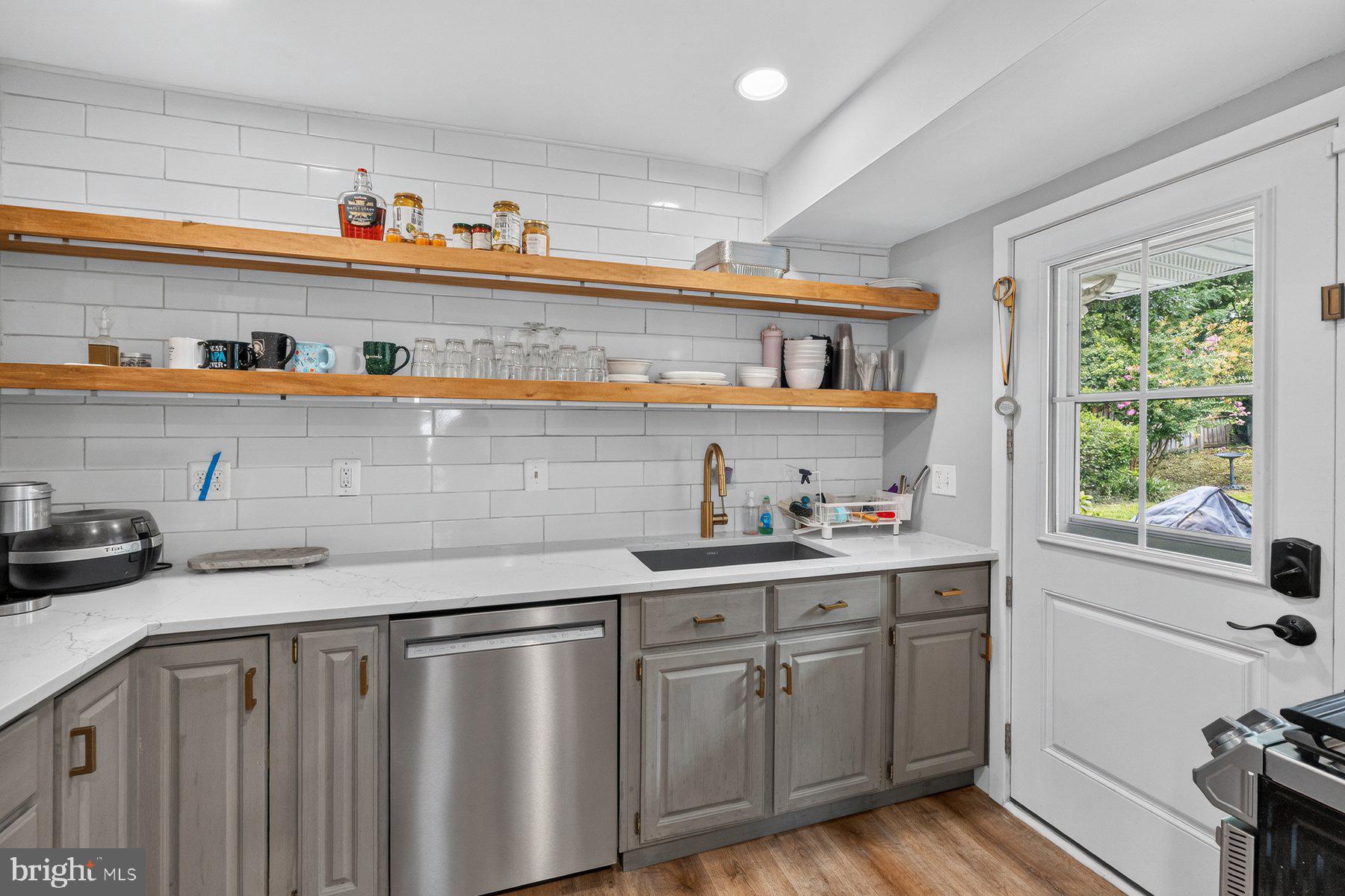 1711 Brisbane Street Silver Spring, MD 20902 - Photo 11 of 40 Kitchen
