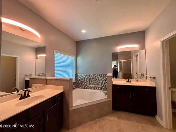 $3,200 | 15730 Spotted Saddle Circle, Jacksonville, FL 32218