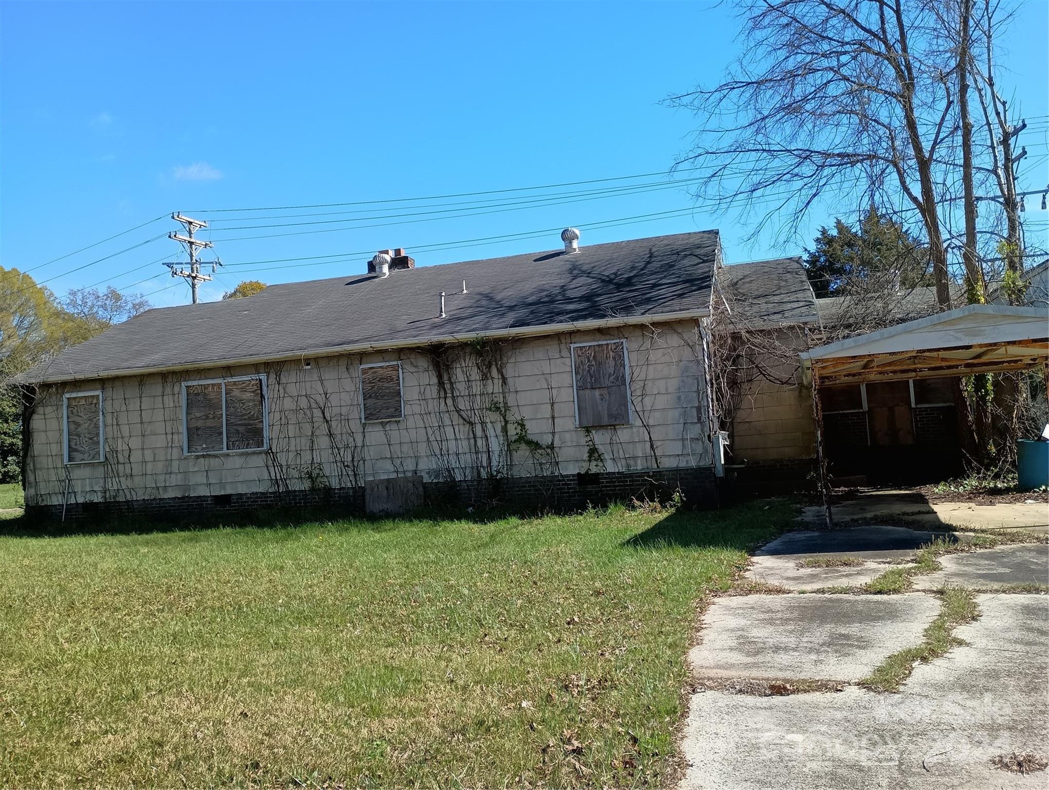 3937 South New Hope Road Gastonia, NC 28056 - Photo 2 of 27 Gallery Image 2