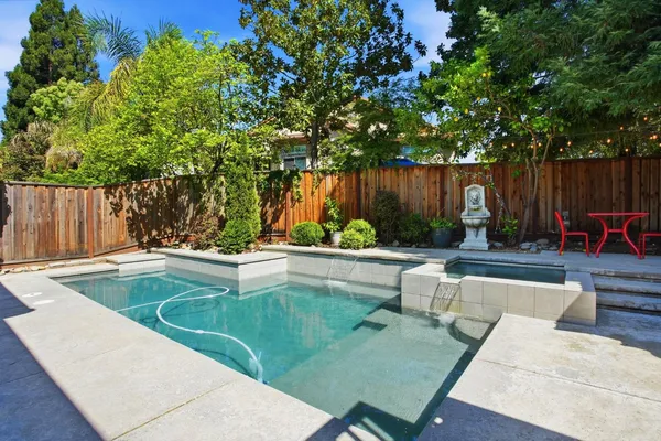 $835,000 | 447 Amhurst Circle, Folsom, CA 95630