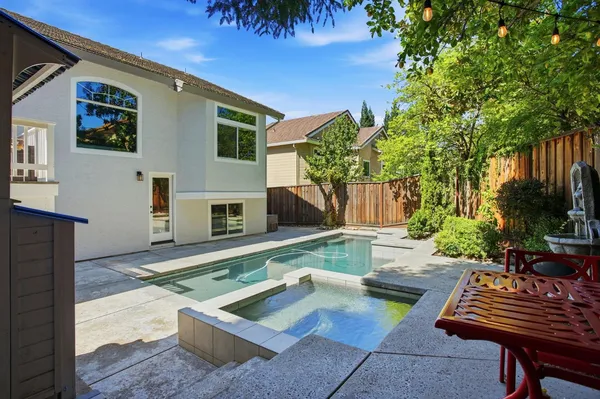 $835,000 | 447 Amhurst Circle, Folsom, CA 95630