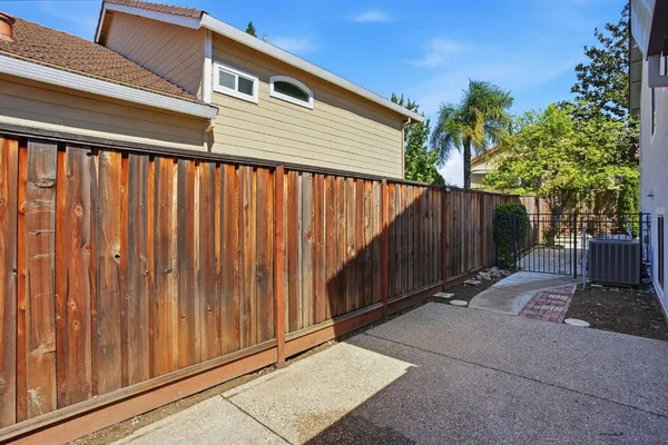 $835,000 | 447 Amhurst Circle, Folsom, CA 95630