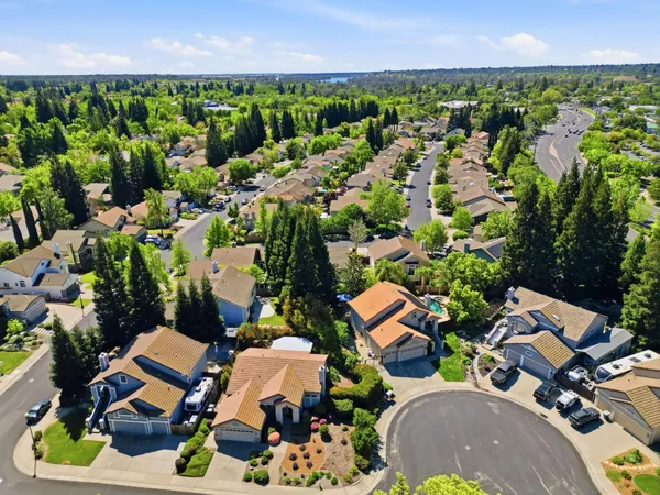 $835,000 | 447 Amhurst Circle, Folsom, CA 95630