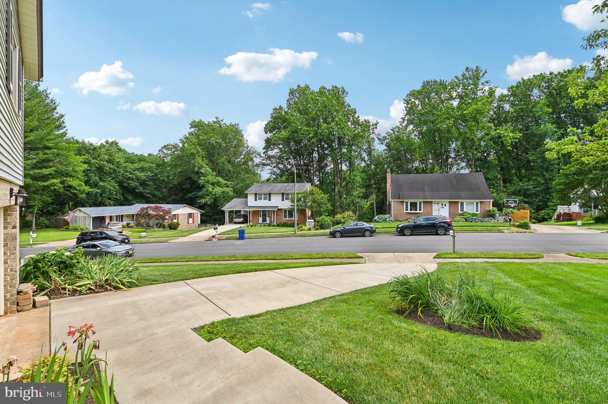 10176 Wavell Road Fairfax, VA 22032 - Photo 29 of 42 Exterior Front)