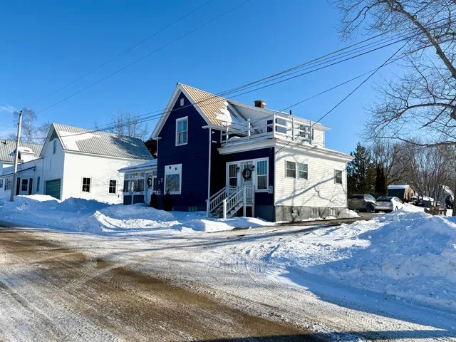 $257,400 | 17 Willow Street, Mattawamkeag, ME 04459