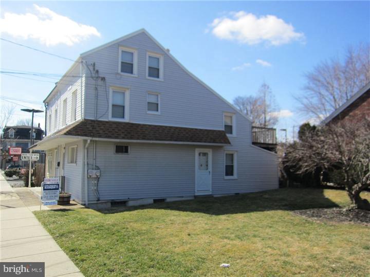 8012 Pine Road Philadelphia, PA 19111 - Photo 4 of 25 Gallery Image 4