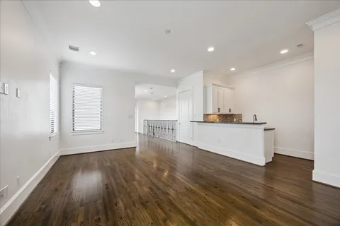 $839,000 | 1208 Welch Street, Houston, TX 77006