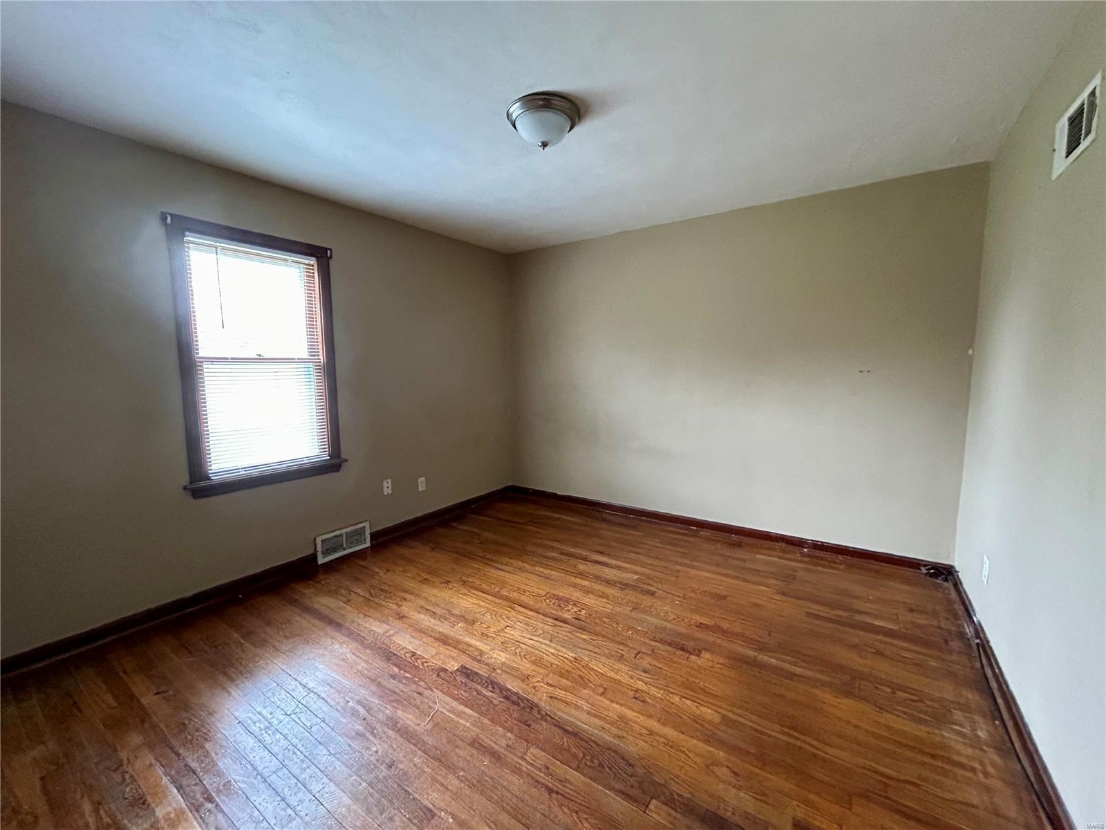 11820 Larimore Road St. Louis, MO 63138 - Photo 9 of 13