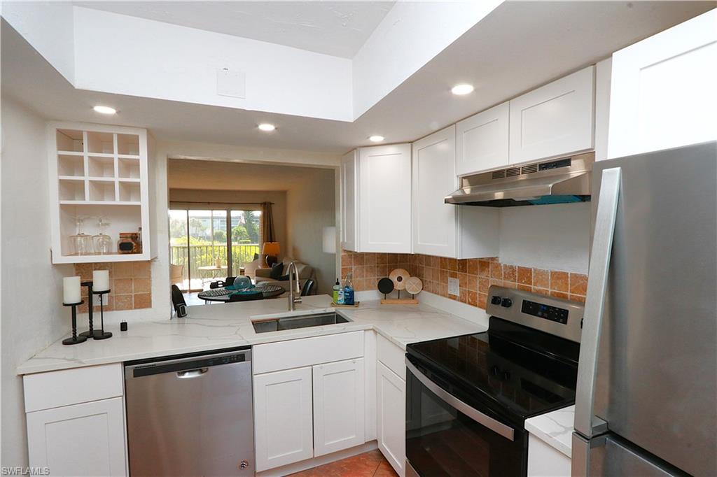 1004 Manatee Road, Unit H202 Naples, FL 34114 - Photo 4 of 29