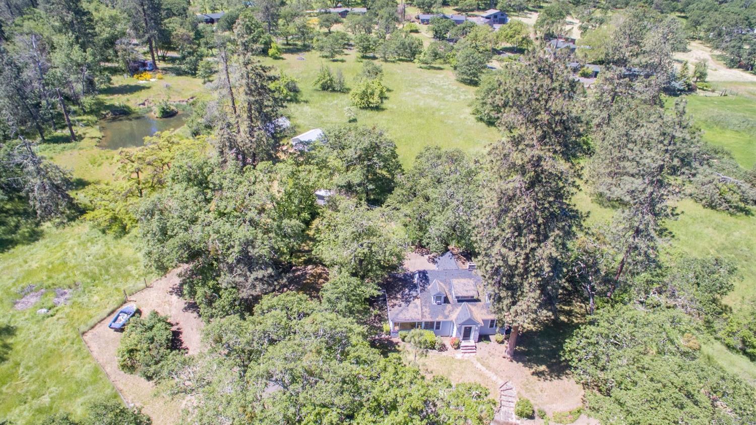 4133 Old Stage Road Central Point, OR 97502 - Photo 2 of 35 Additional Photo