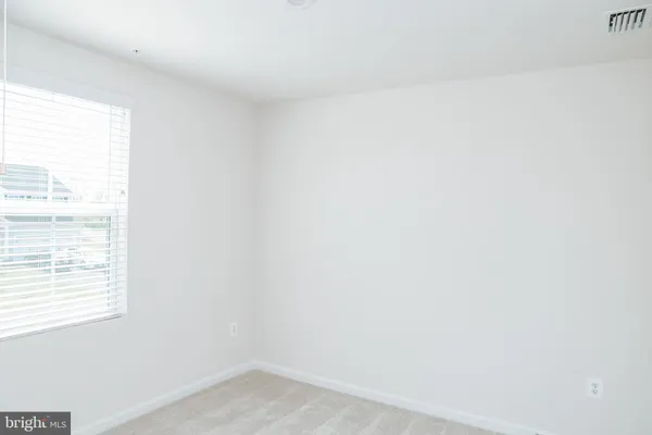 $2,600 | 118 Charlotte Street, Hagerstown, MD 21740