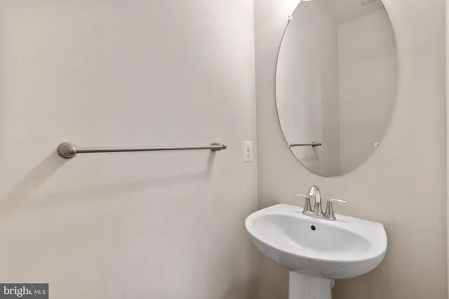 $3,200 | 5345 Tweeddale Place, White Plains, MD 20695