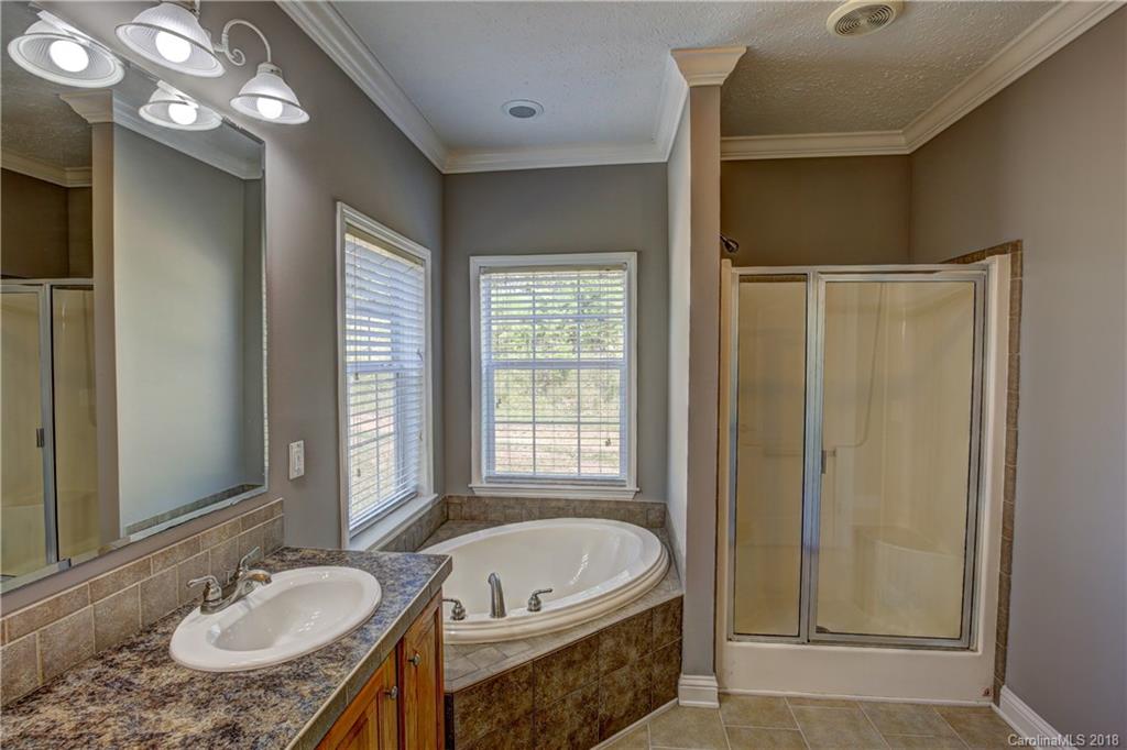 1959 Hubbard Road Hickory, NC 28601 - Photo 22 of 35 Gallery Image 22