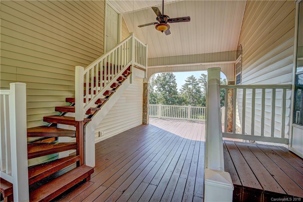 1959 Hubbard Road Hickory, NC 28601 - Photo 5 of 35 Gallery Image 5