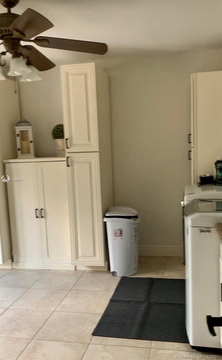 18221 Southwest 60th Street Southwest Ranches, FL 33331 - Photo 11 of 27