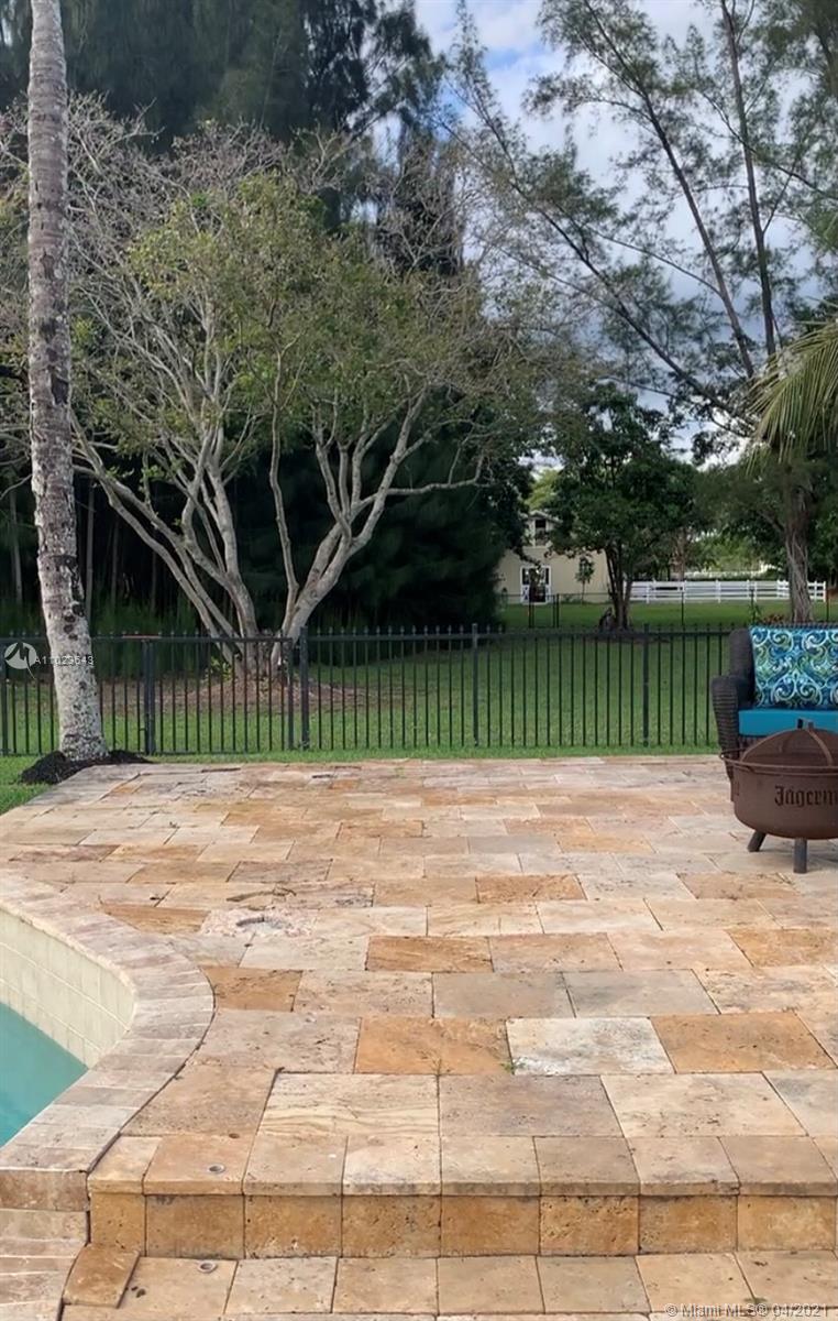 18221 Southwest 60th Street Southwest Ranches, FL 33331 - Photo 14 of 27