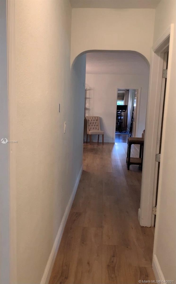 18221 Southwest 60th Street Southwest Ranches, FL 33331 - Photo 17 of 27