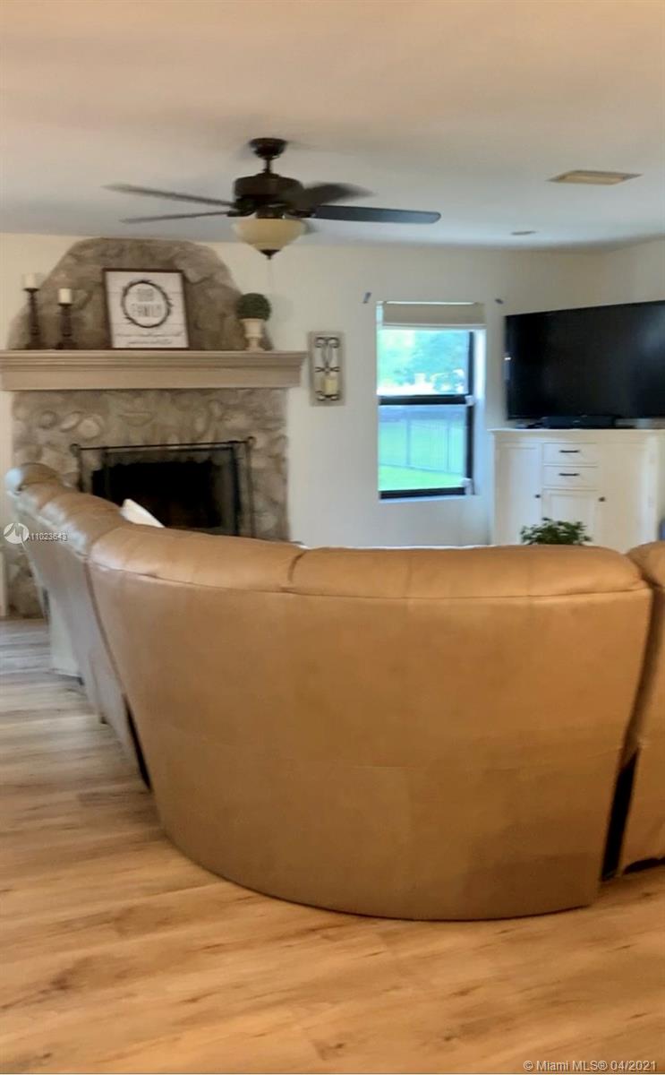18221 Southwest 60th Street Southwest Ranches, FL 33331 - Photo 5 of 27
