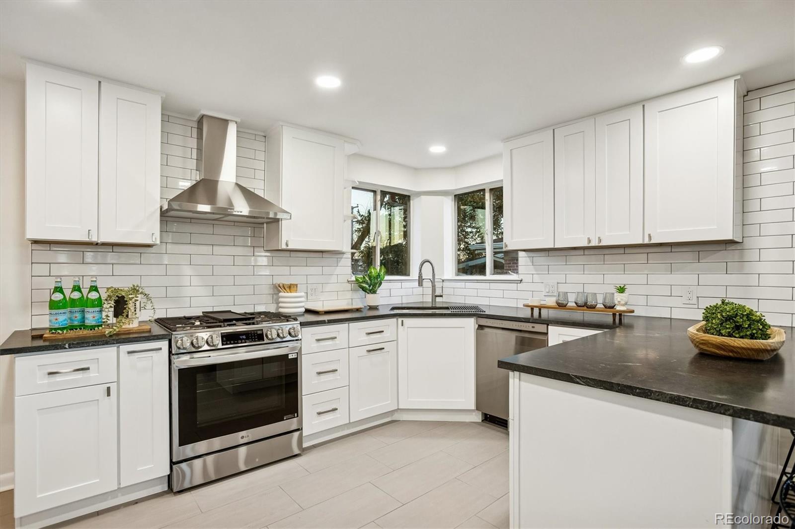 2270 Marshall Street Edgewater, CO 80214 - Photo 8 of 19