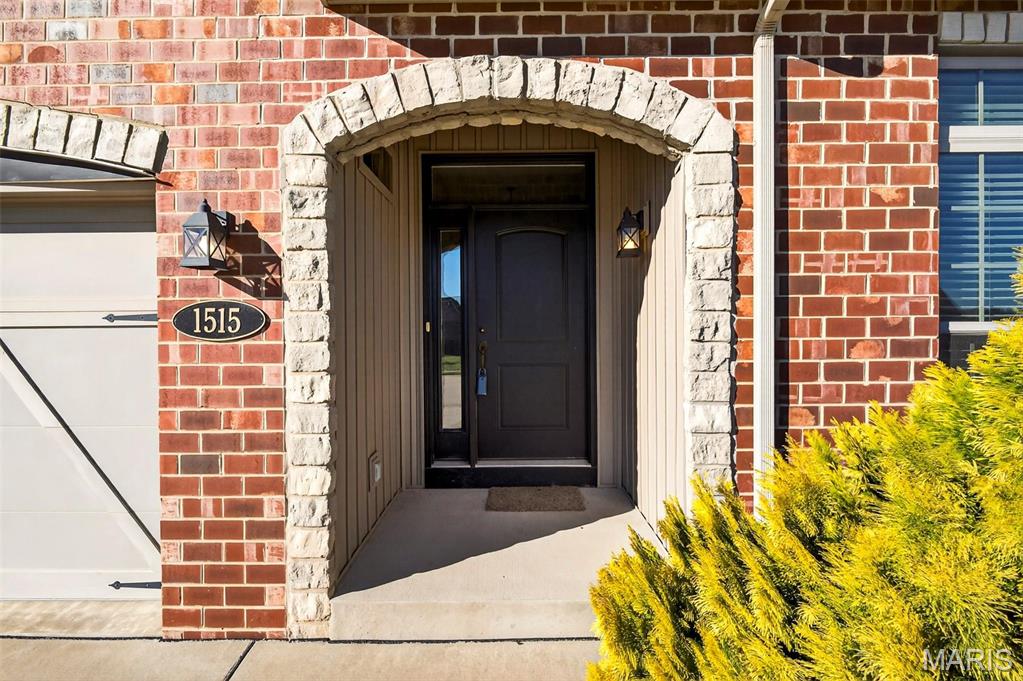 1515 New Brunswick Drive Waterloo, IL 62298 - Photo 2 of 37