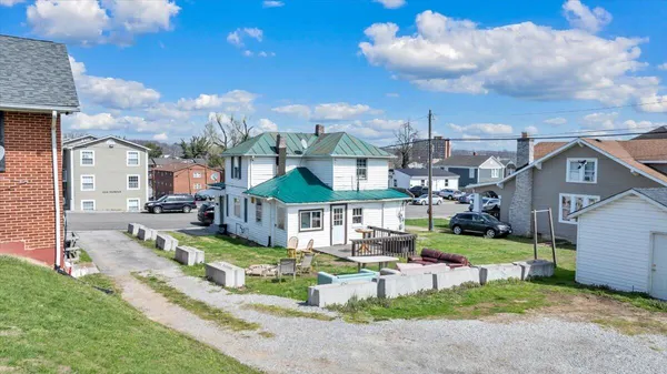 $1,999,999 | 1201-1217 Fairfax St Acc, Radford, VA 24141