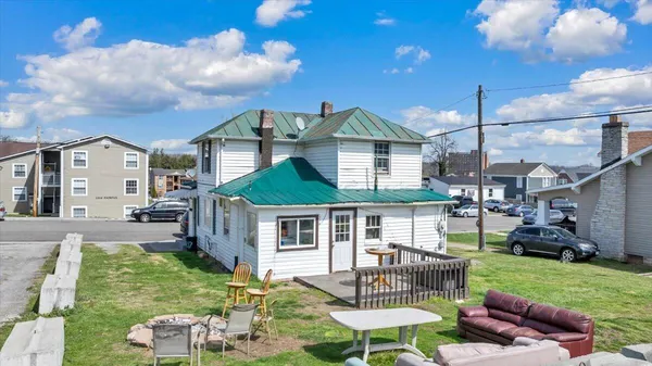 $1,999,999 | 1201-1217 Fairfax St Acc, Radford, VA 24141