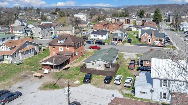 $1,999,999 | 1201-1217 Fairfax St Acc, Radford, VA 24141