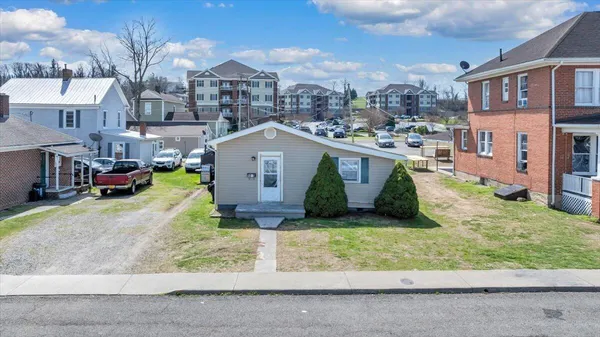 $1,999,999 | 1201-1217 Fairfax St Acc, Radford, VA 24141