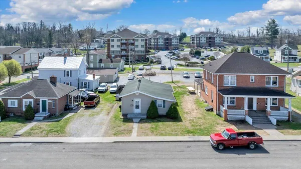 $1,999,999 | 1201-1217 Fairfax St Acc, Radford, VA 24141