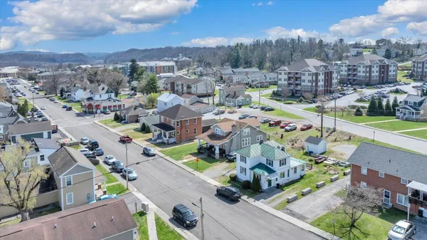 $1,999,999 | 1201-1217 Fairfax St Acc, Radford, VA 24141