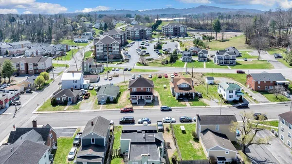 $1,999,999 | 1201-1217 Fairfax St Acc, Radford, VA 24141