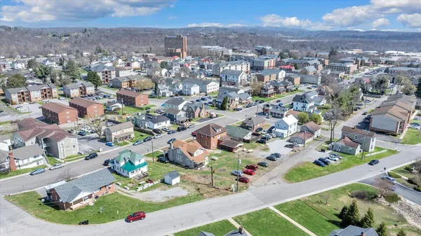 $1,999,999 | 1201-1217 Fairfax St Acc, Radford, VA 24141