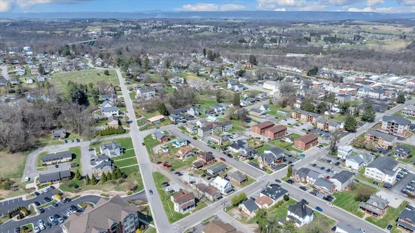 $1,999,999 | 1201-1217 Fairfax St Acc, Radford, VA 24141