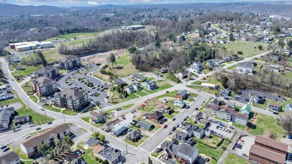 $1,999,999 | 1201-1217 Fairfax St Acc, Radford, VA 24141